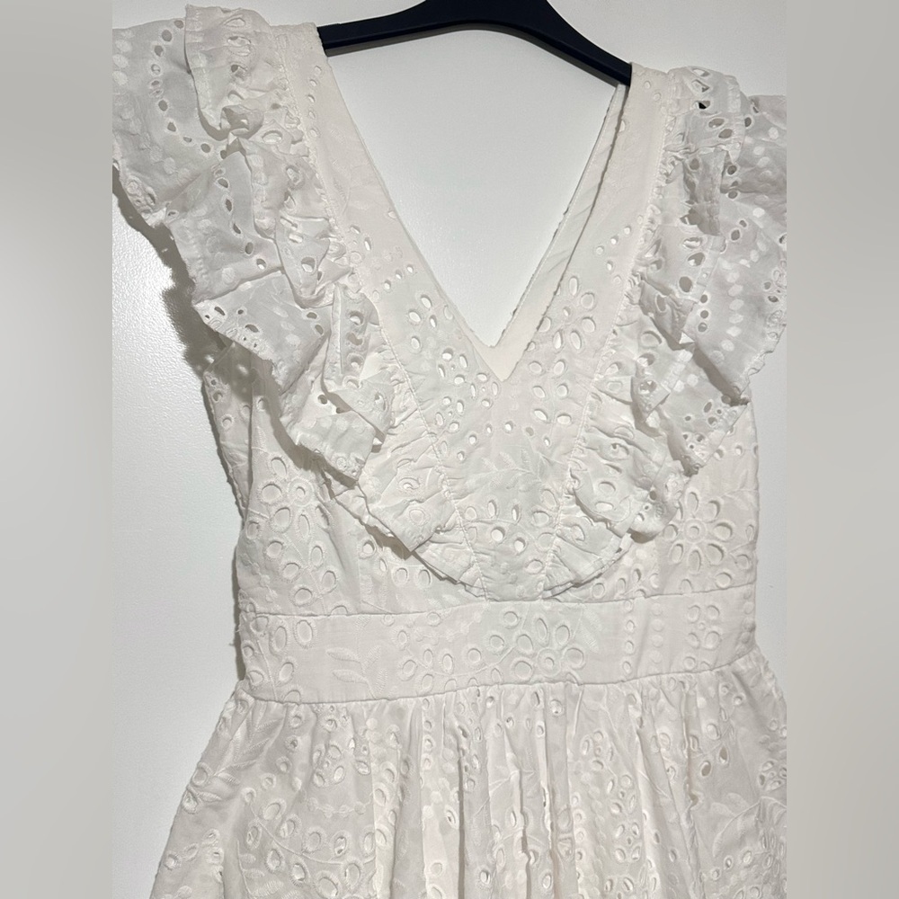 NWT Line & Dot Revolve Gaia Eyelet Teired Ruffle Romper Large - Picture 14 of 15